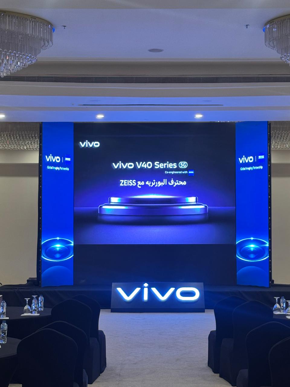 شاشات عرض عالية الدقة